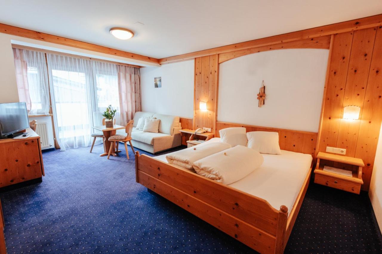 Hotel Pension St. Leonhard St. Leonhard im Pitztal Exterior foto
